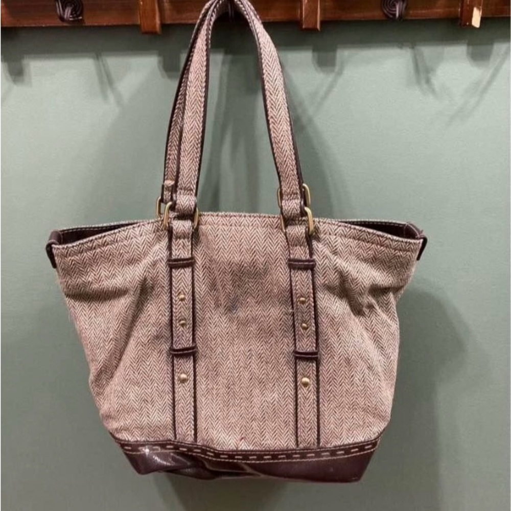 Gap handbag
